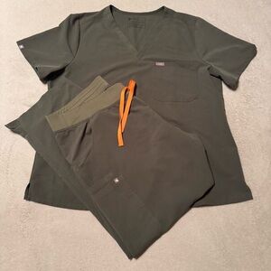 Figs Olive Scrub Set with Bright Orange Drawstring Women’s XXL